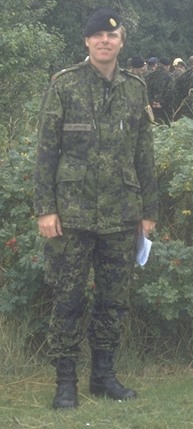 Reserveofficer p� RECCE p� Sprog� f�r broen